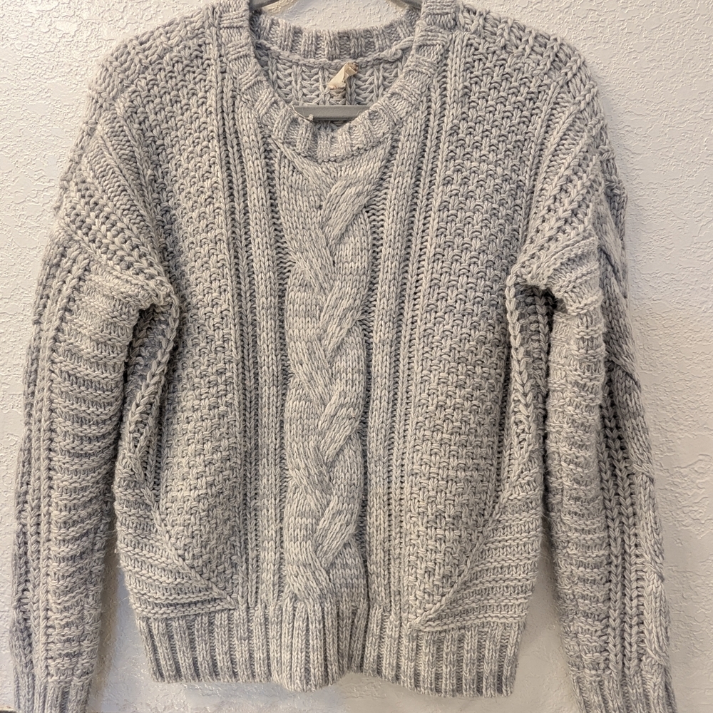 Hem & Thread Light Gray Cable Knit Men's Sweater